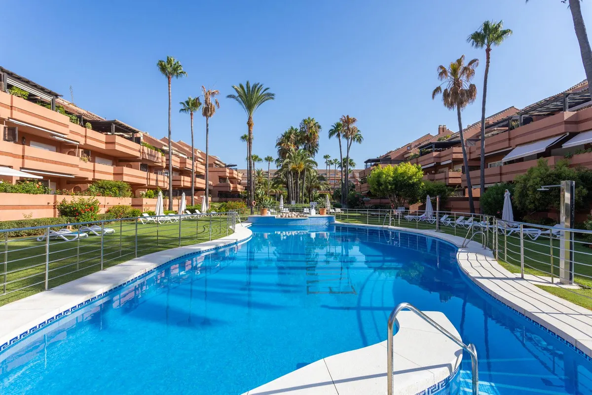 0dd1e896-7b98-466c-874c-8b4b7518f8bc