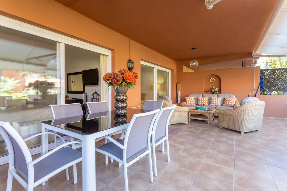 5cbfc728-4049-48e0-a0f5-22feefc9d46d