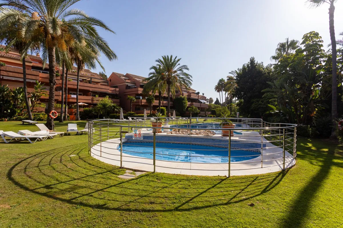 61403d91-36c4-43f8-9e47-cd25a97b4cb0