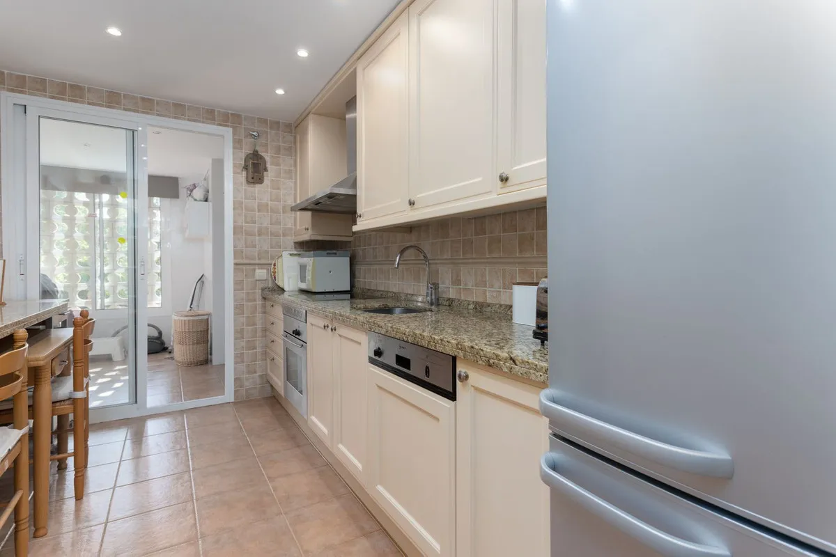 d0bcbe0e-0e1c-4c1c-8237-a52537a5e0d6