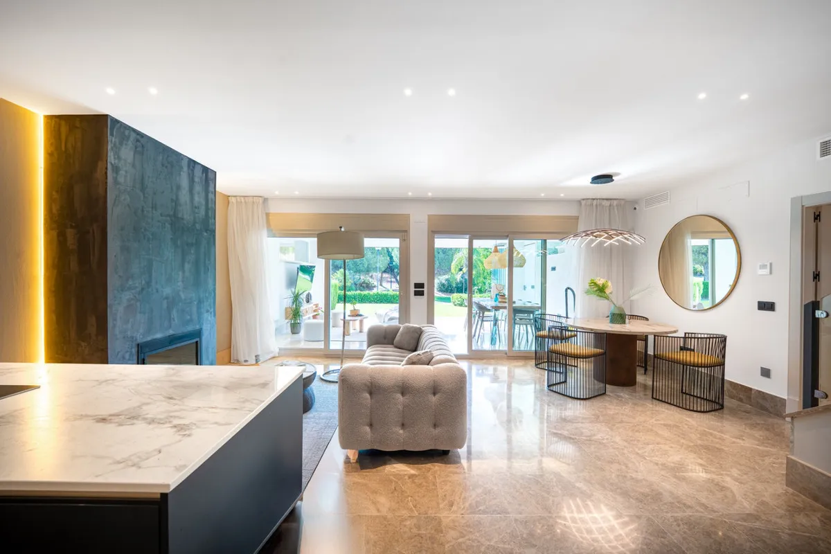 18d0977f-1d87-4113-9ee3-b1766a582c57