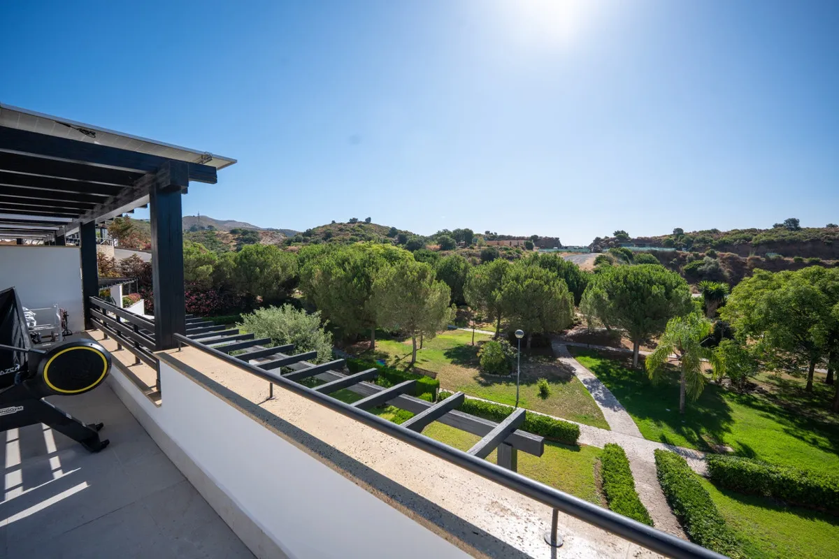 20ffb5db-960c-48b9-aee2-b354c533b172