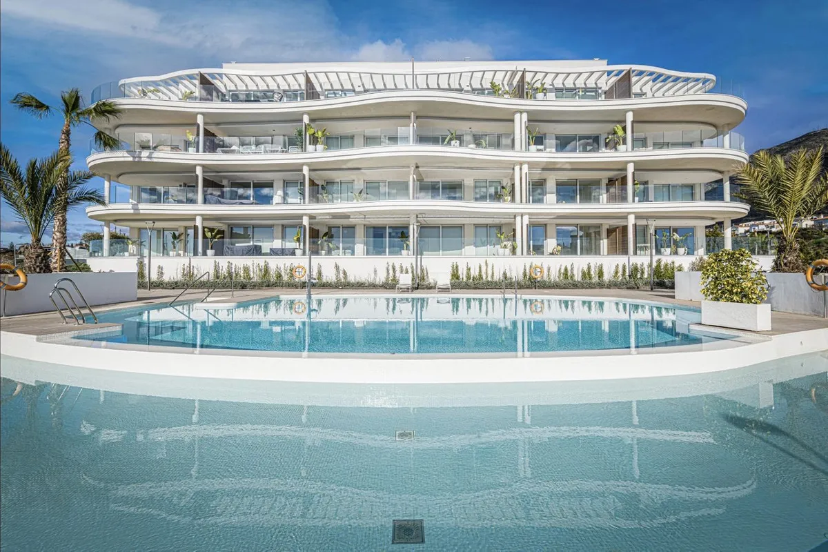 1978cde1-4821-4a5e-8c8f-57c615fe607b