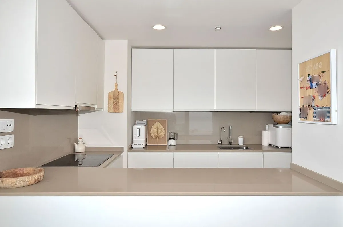 837fbfc7-0748-425c-bc39-2511344ab7ce