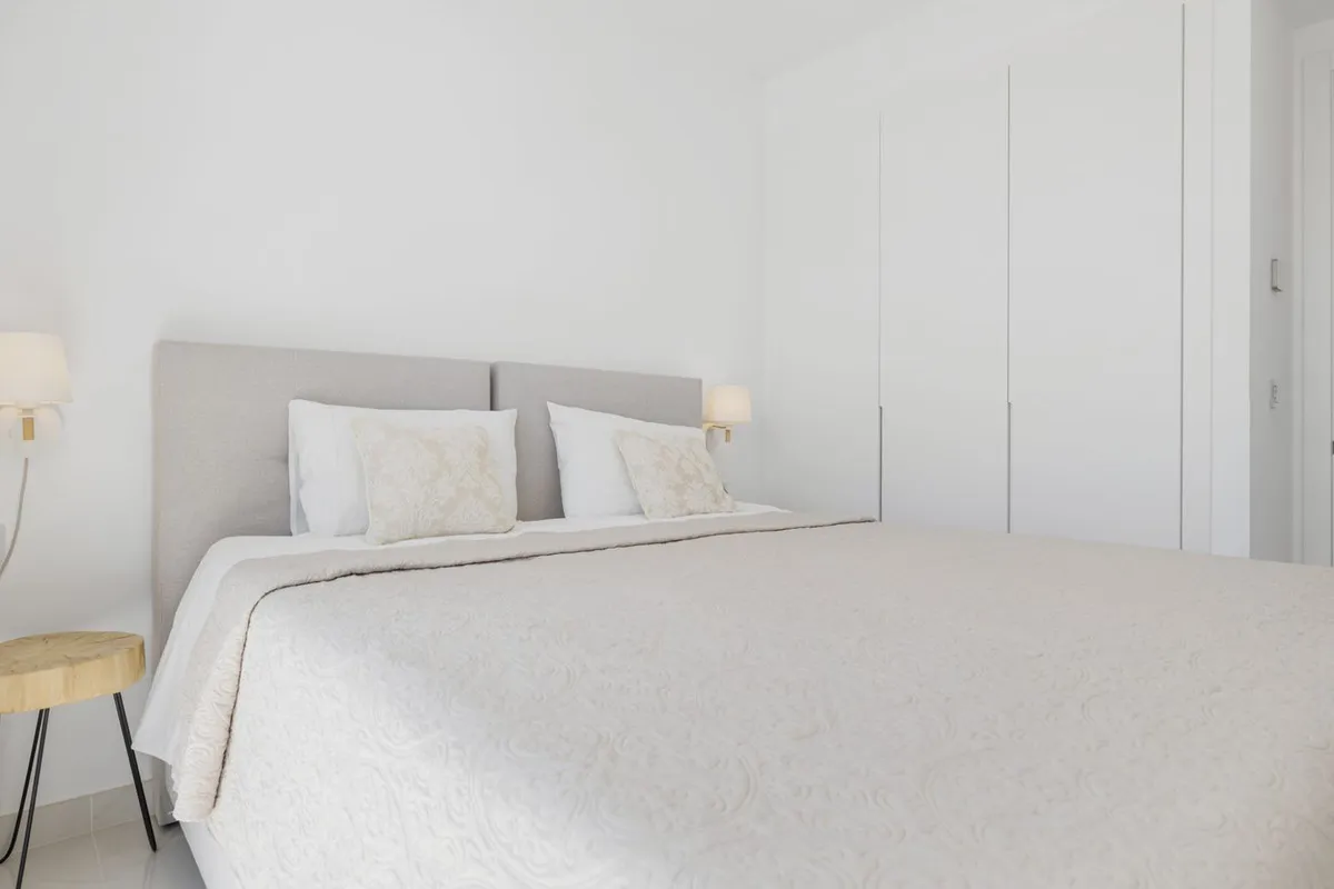 403da945-2d5a-4558-8fc9-c8002be2d927