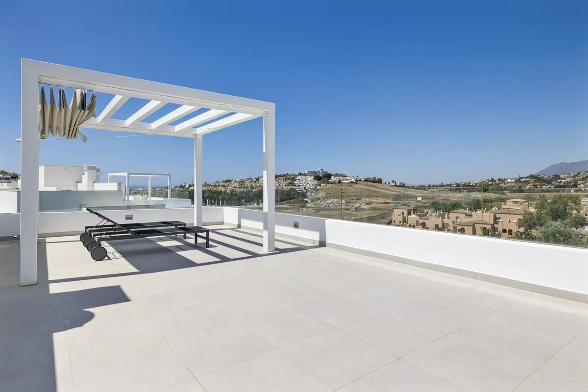 ceafdab8-2330-4963-8746-7640d7d11f51