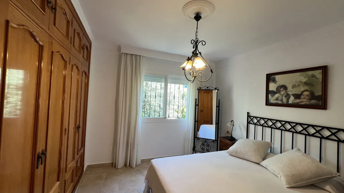 7e9bd300-0134-4e17-8f77-3eda368c4ee9