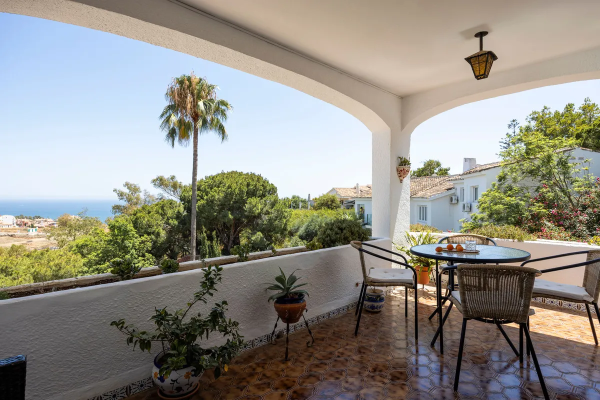 4e9c9379-7feb-412c-ba0b-24ea123c0bdd