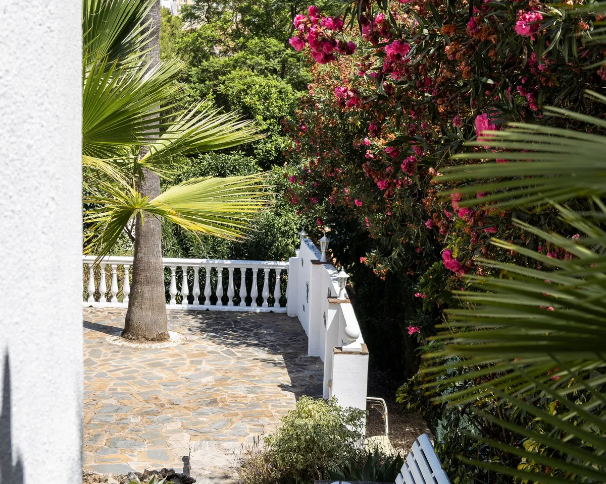 ed959cb0-9ed9-4b0d-9564-b85b8b15a6d1