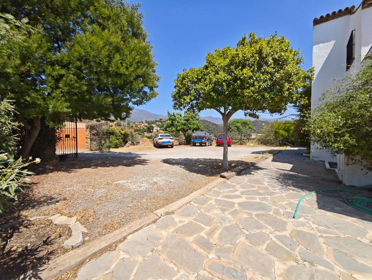 2bc6c79d-67dd-404c-b9f1-224ebb313a33