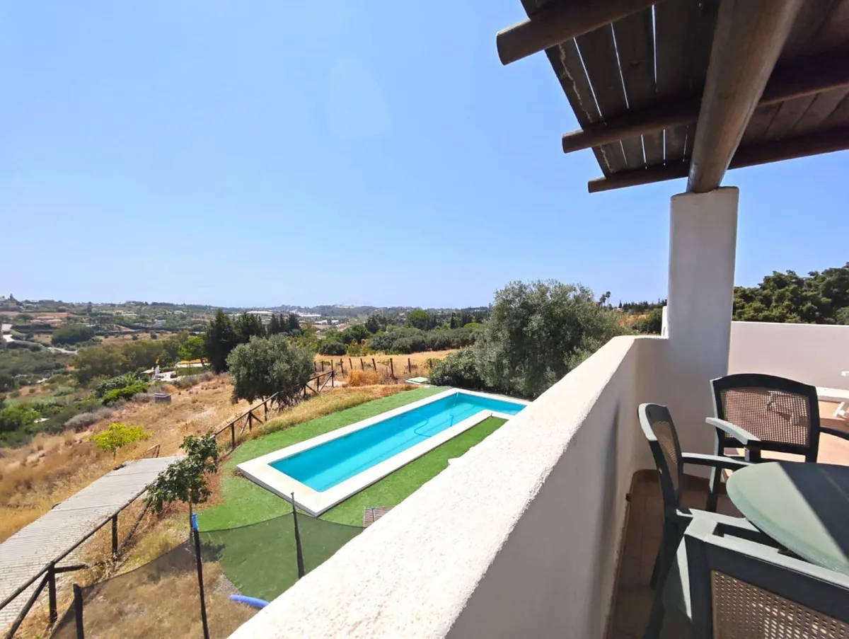 c54eef89-ff53-4ca4-8468-b11edc648902