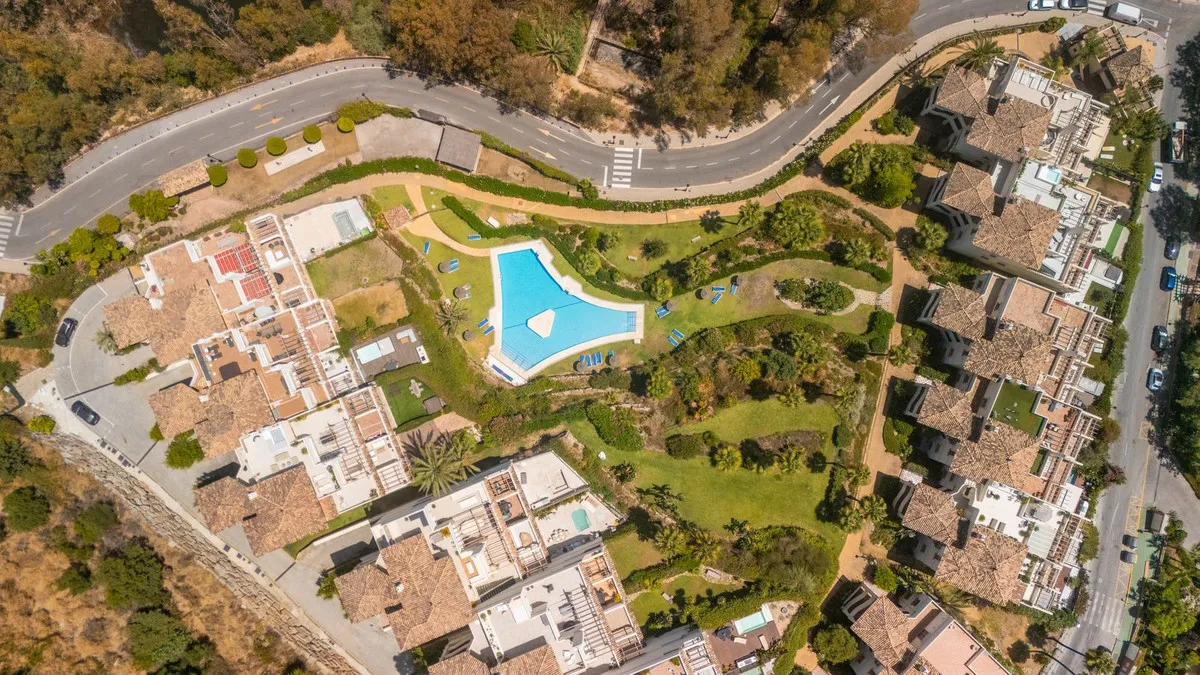 48b0cf91-607c-4a18-b542-b6db835cea7e