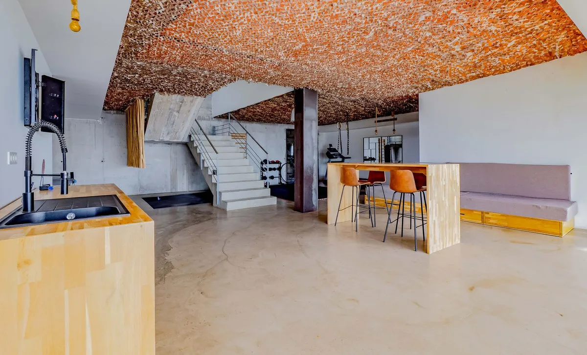 32ea8b23-3ca7-484c-9ce7-972fae23da23