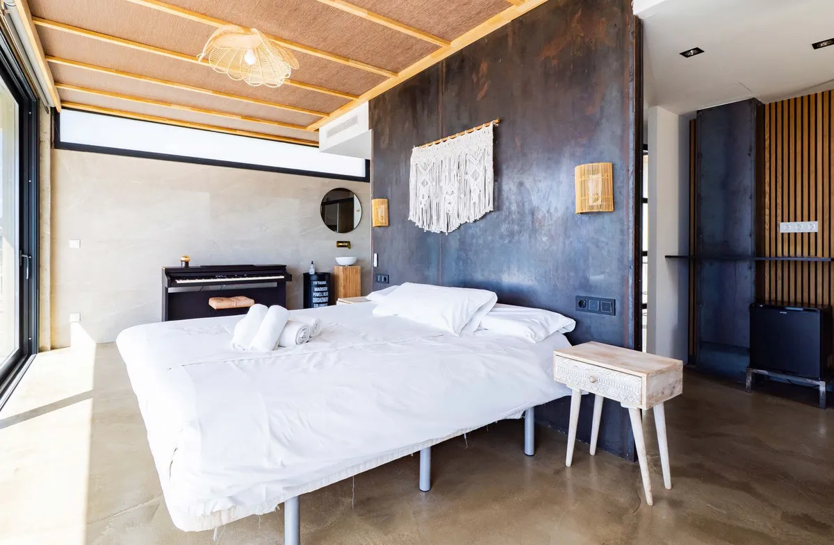 61b366db-3b06-4830-9692-7cecf3a4d994