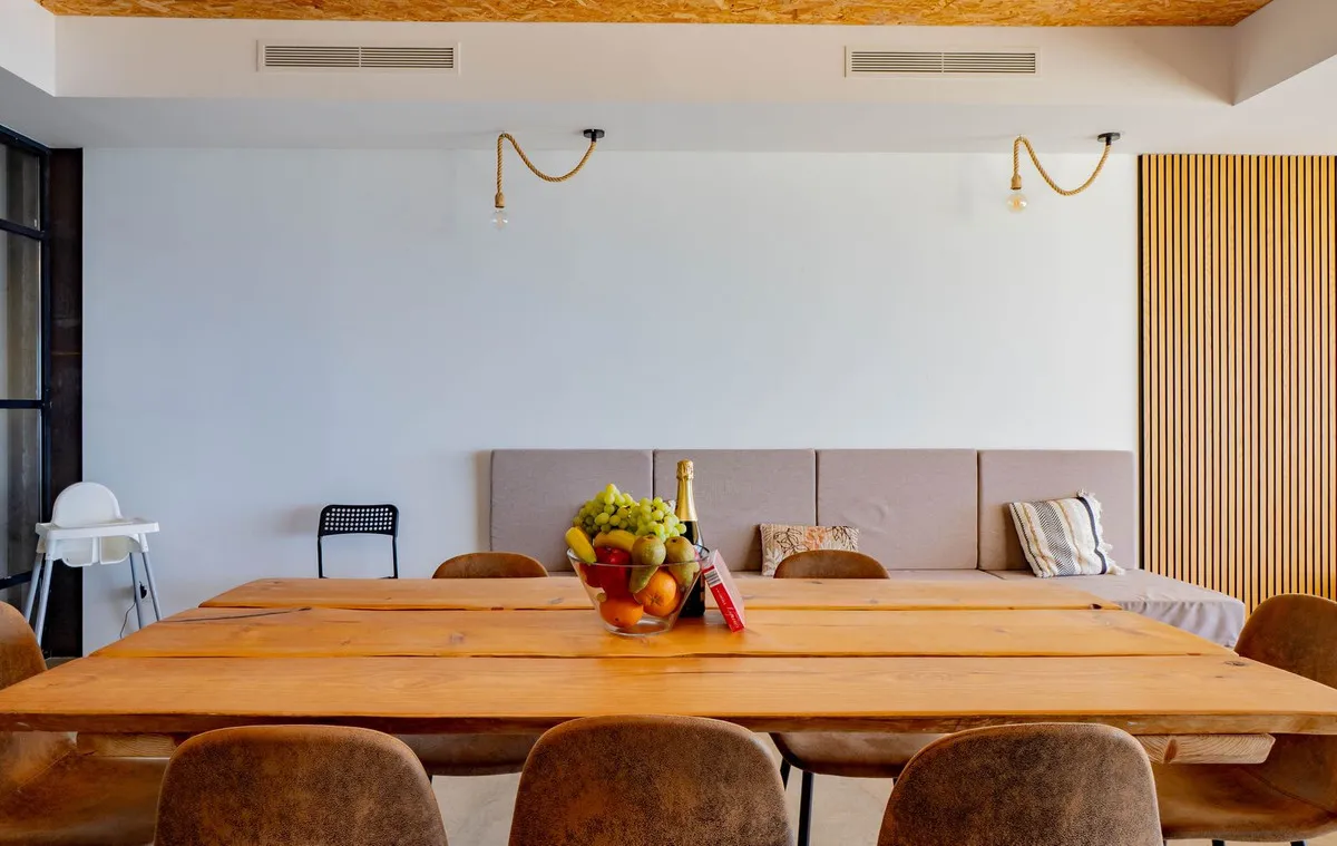 a8f99049-ee6b-4f7b-ac0e-8f0f97abf47a