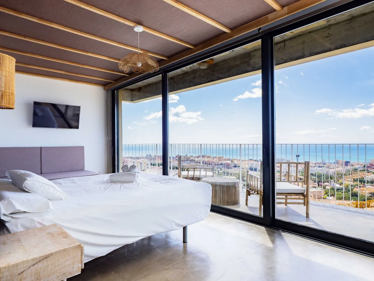 d3966bb5-3010-4191-8620-2ca21bfc73e1