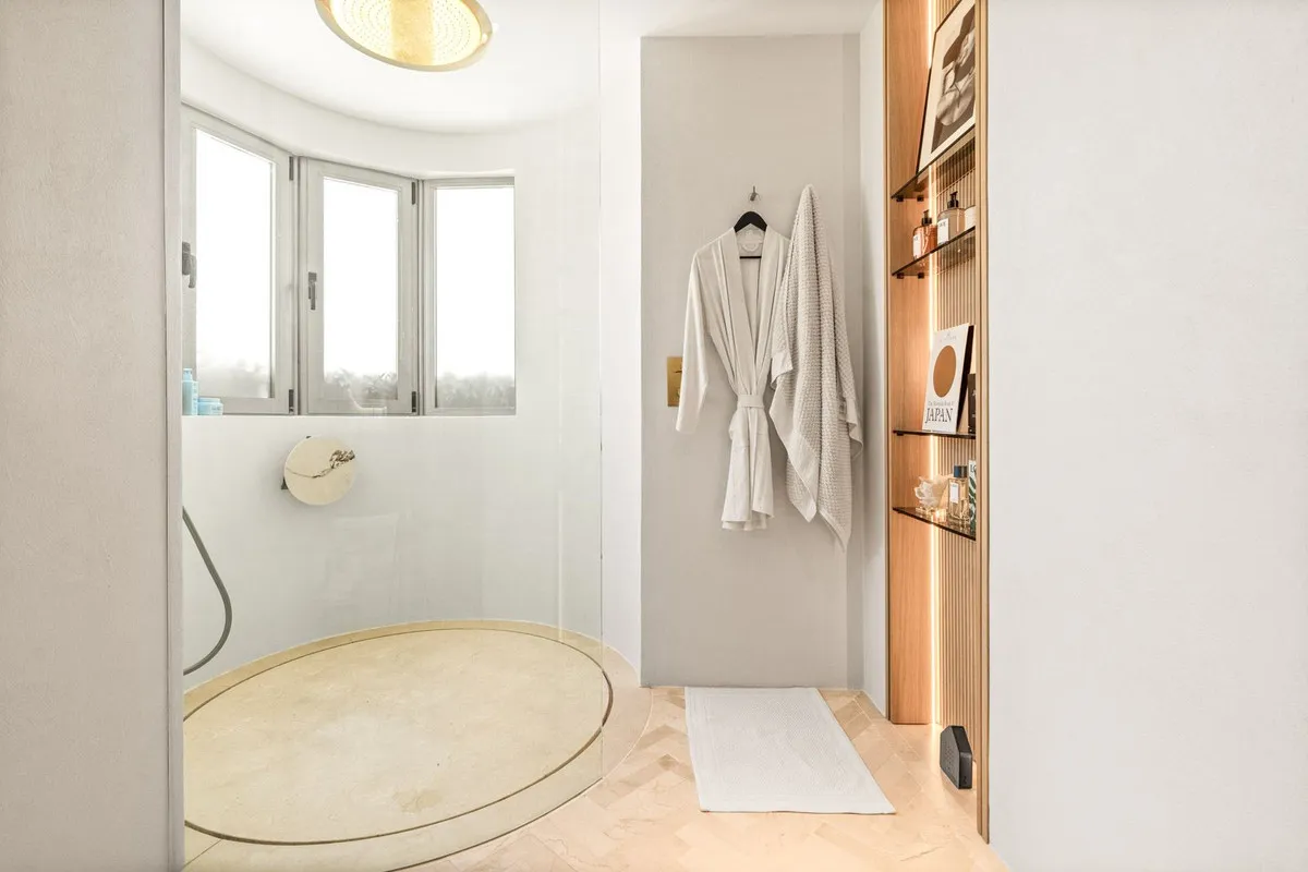 1a2a8864-2be4-4c8c-94b5-6fb0f9fa266b