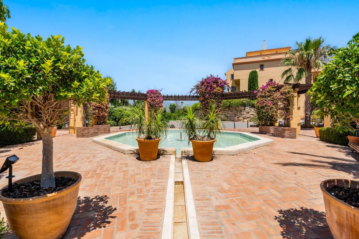 50adc659-5a82-4097-bdad-e5e30155278a