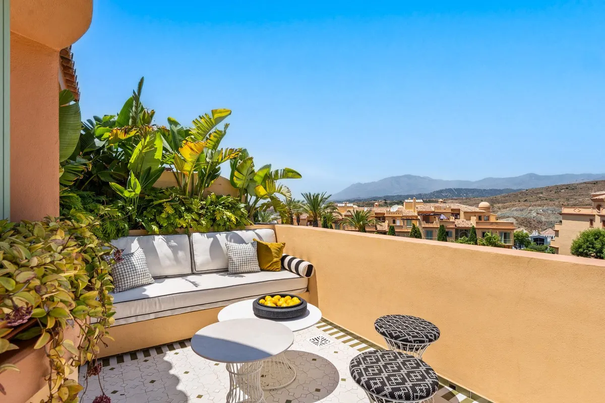 5460ea8e-c742-4ef4-a7cc-6cbcb54c5623