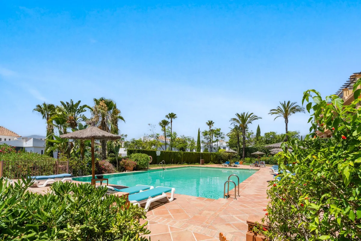 6c181f16-349b-44d4-927f-6d7724f4a83b