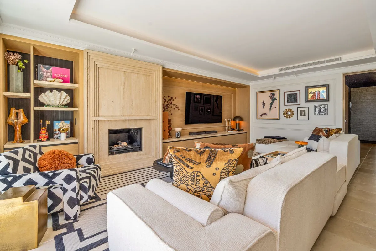 782308dd-c0ba-49ac-b7c7-ea93c845272b