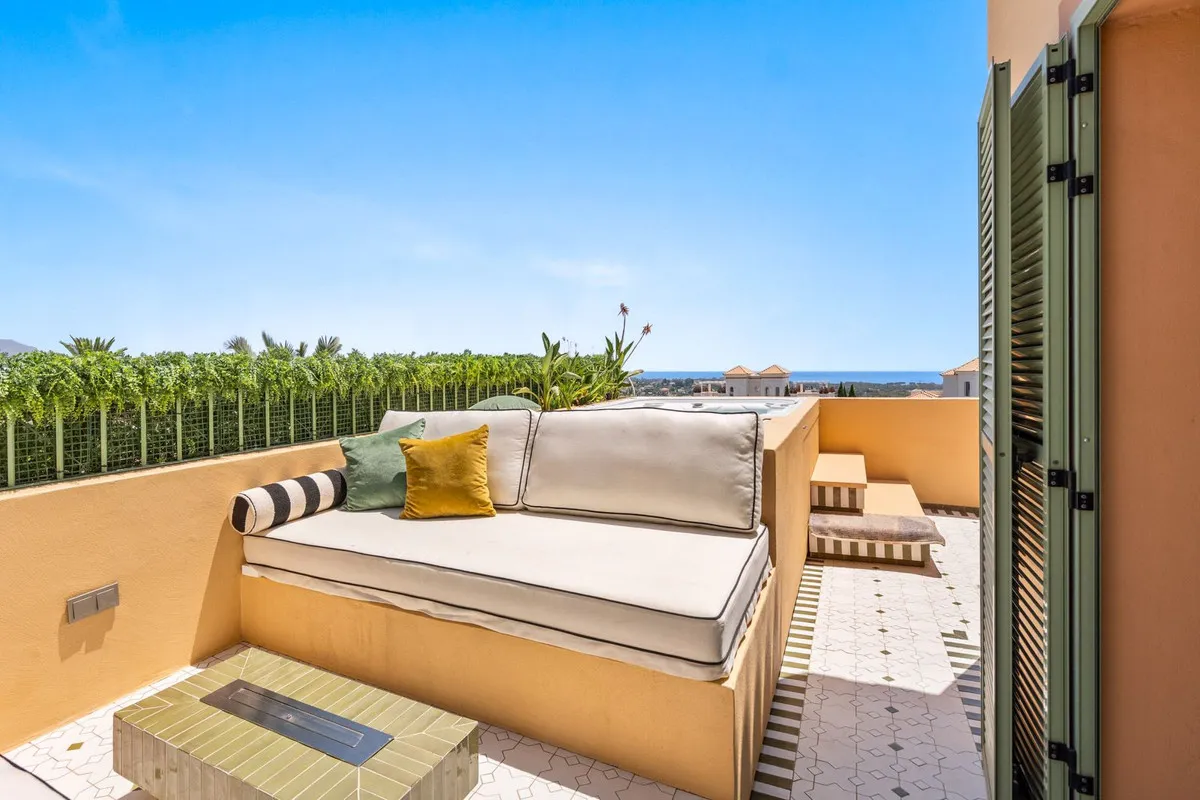 82087780-3f31-41b8-9276-a189b0ea9b76