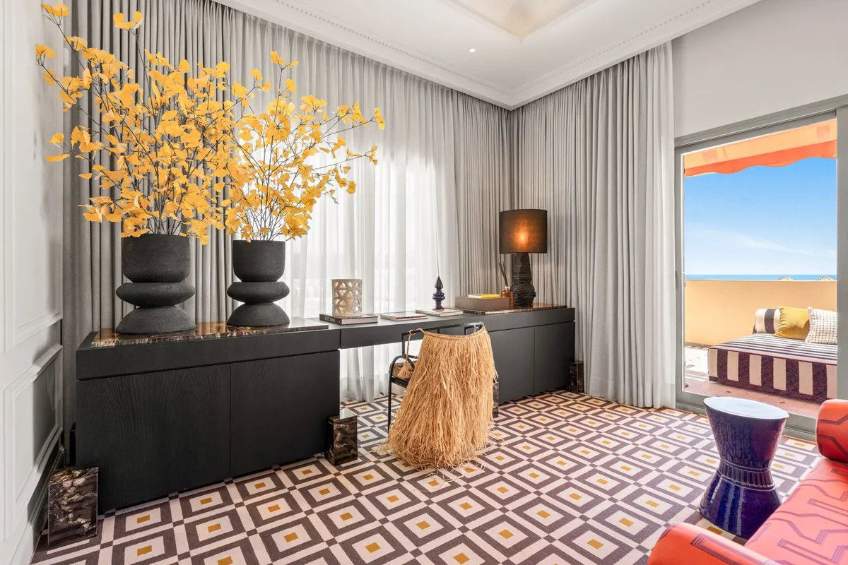 c5a43c2b-3a31-4526-802e-d04aaab5be8c