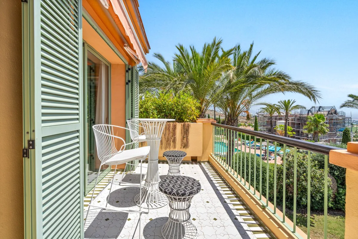 df363f0c-4546-4cd3-93e6-bb6310935264