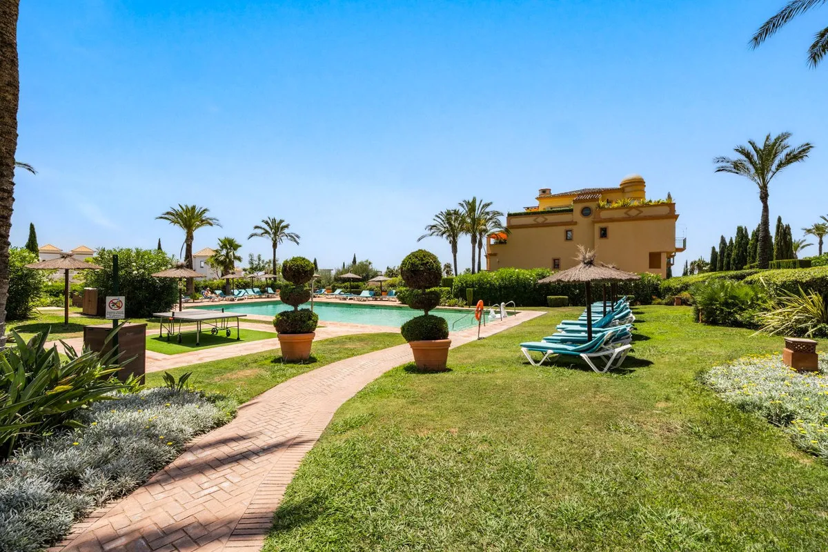 fc5e80cf-cadd-4cc3-a5ae-977e4748760f