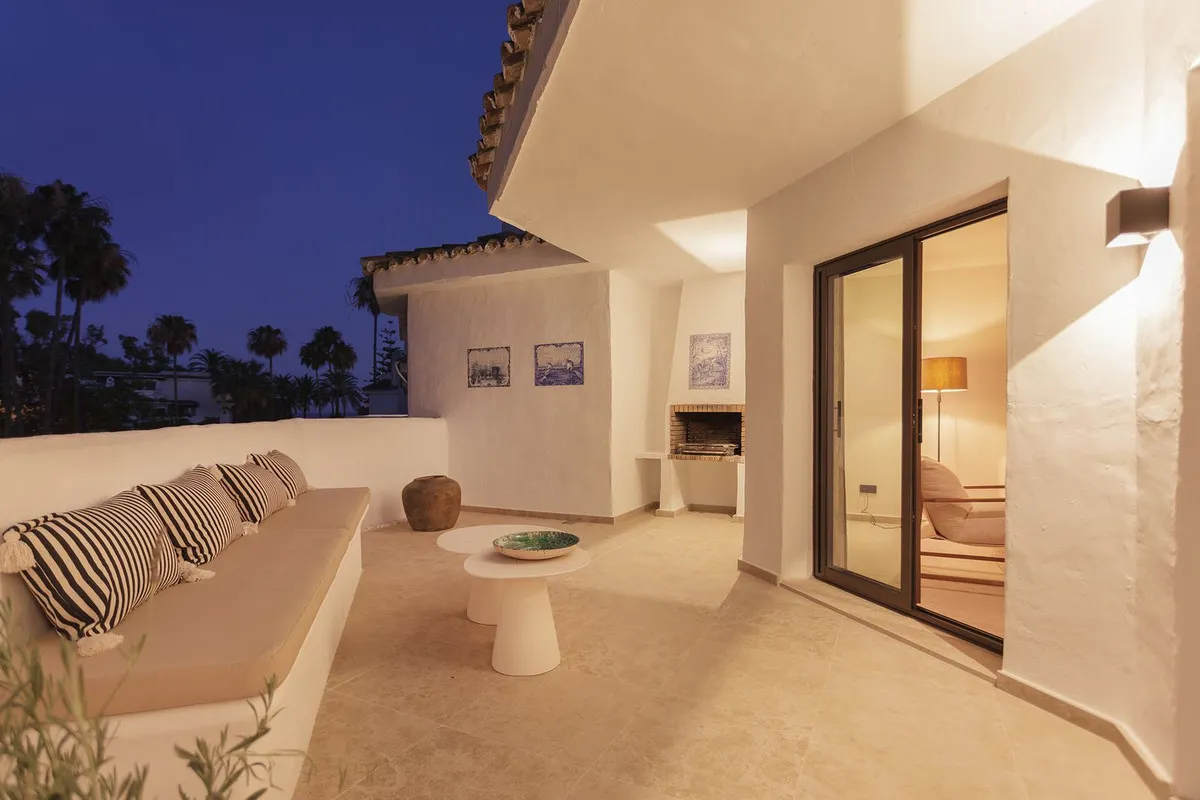 3c3ff602-cf5d-4ffc-9da0-34add20fdb7a