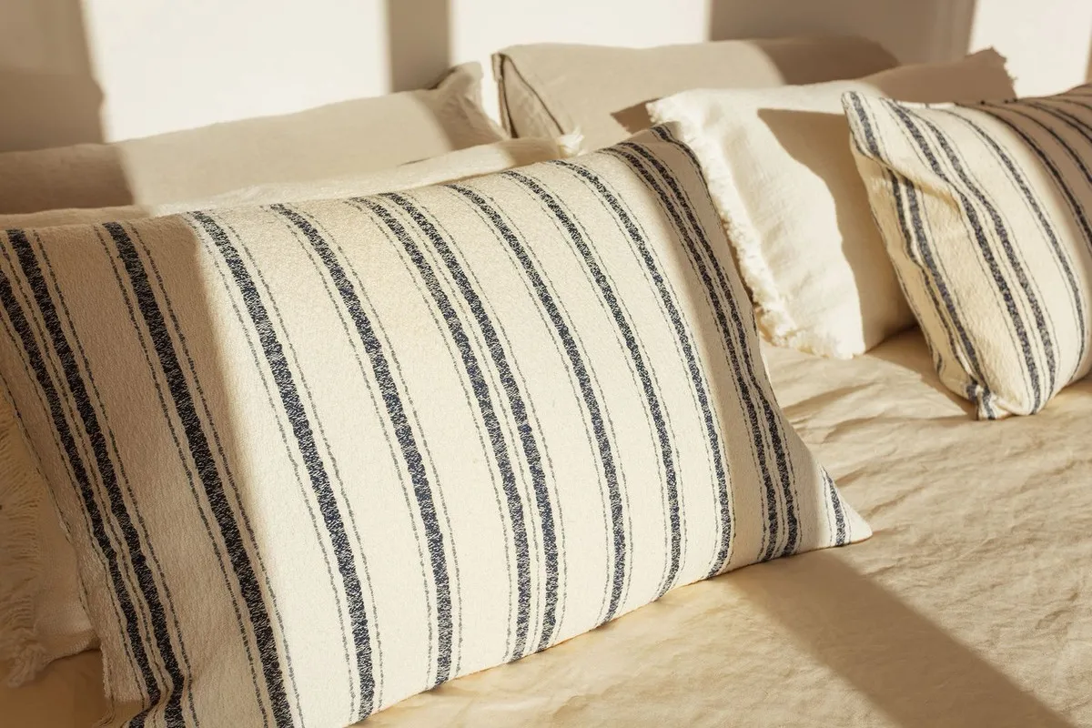 64badf28-19d3-4144-aa09-33e61a40564b