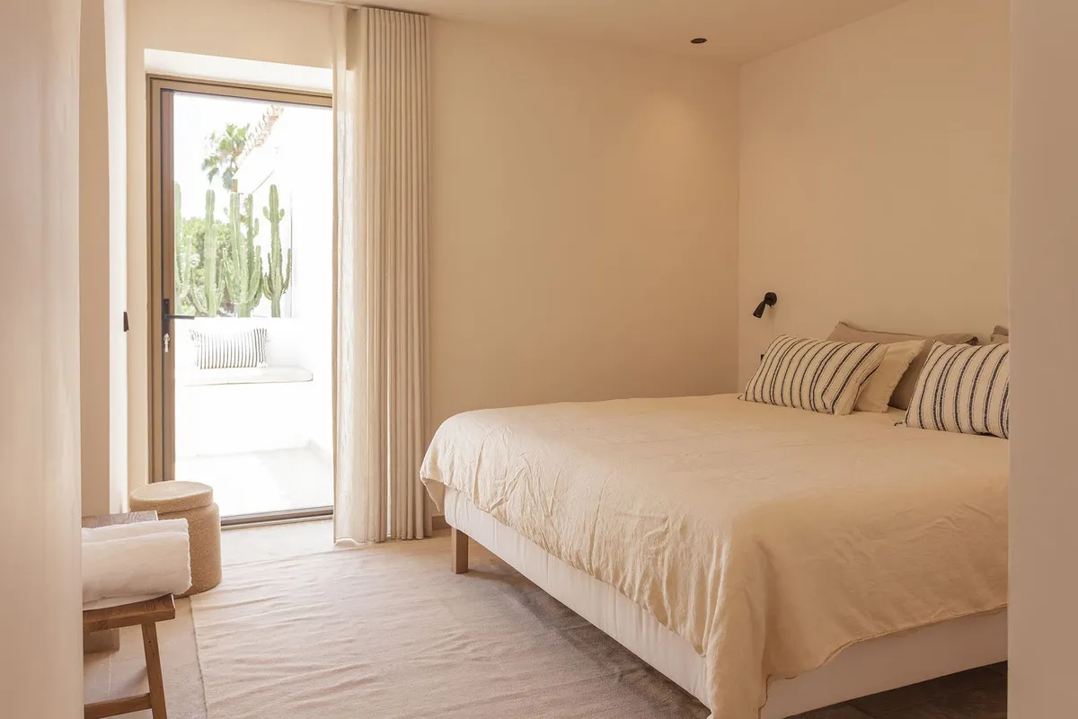 9a206461-6113-43df-a239-bc4be83ad46b