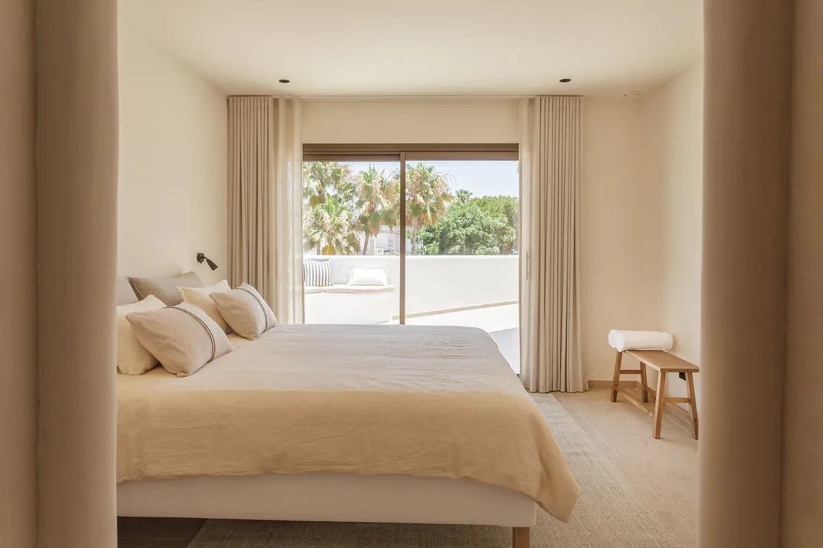 a54f6e8d-630a-42f4-803a-35b9fd96cef3