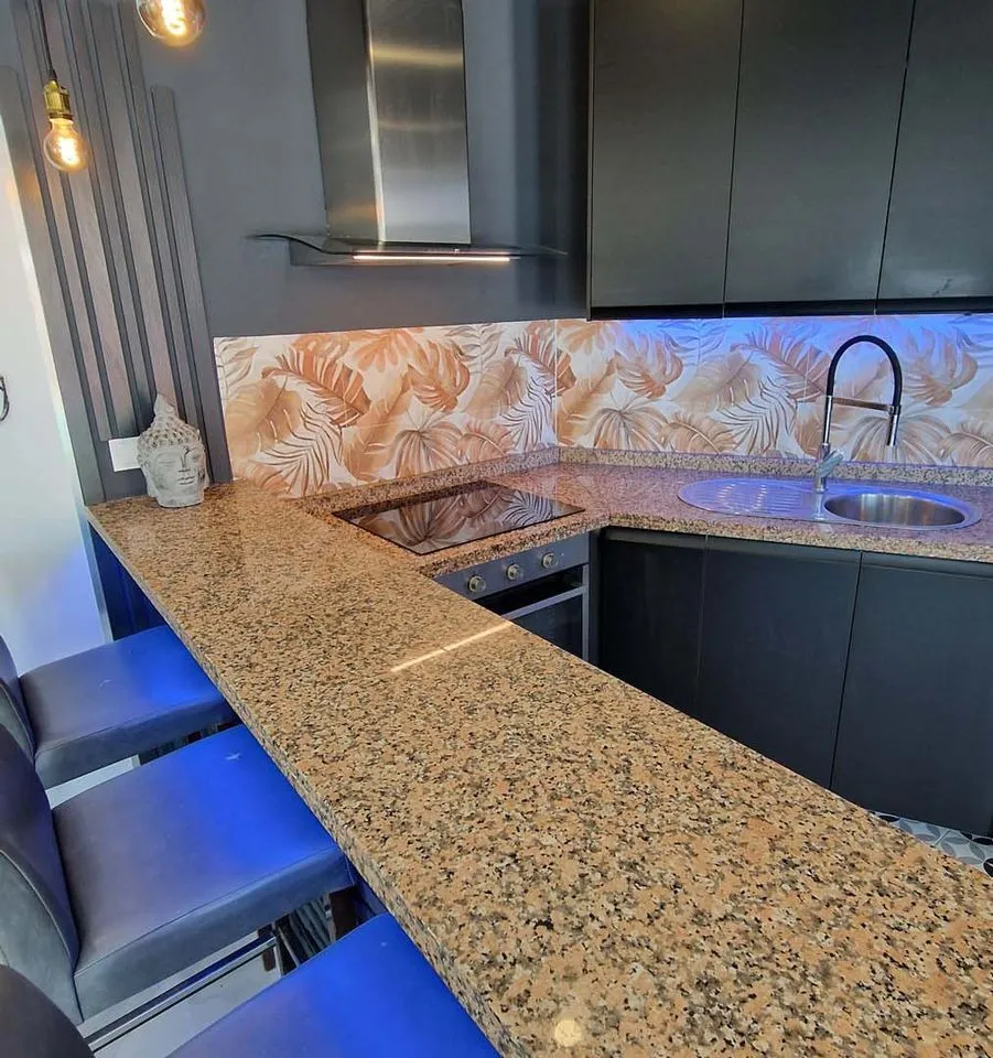 0afcfe26-e518-48ec-94ae-09e6f49d47b8