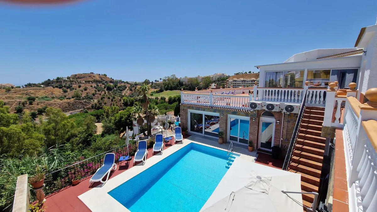 201e5a6f-3ad0-4af9-bfb3-59956f68c27a