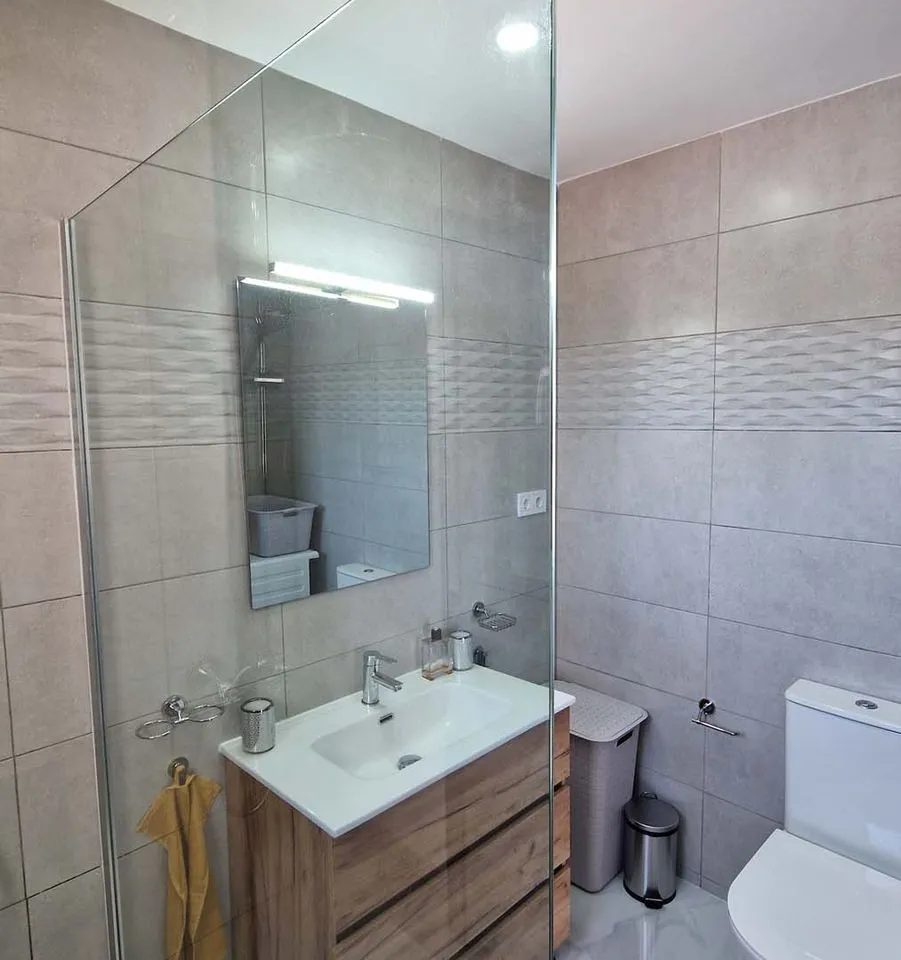 44da61fd-6e73-4da9-9d9d-9fac38a0c399