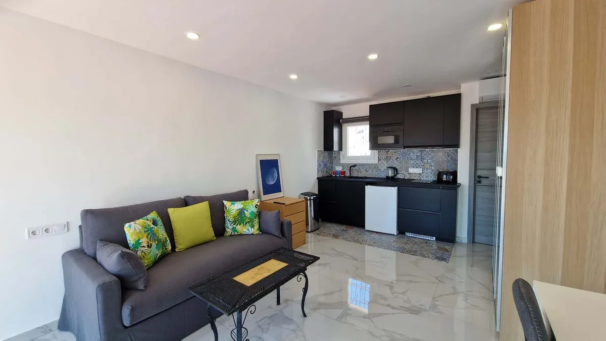 72116d25-7307-420b-9937-db5c4e85cdf8