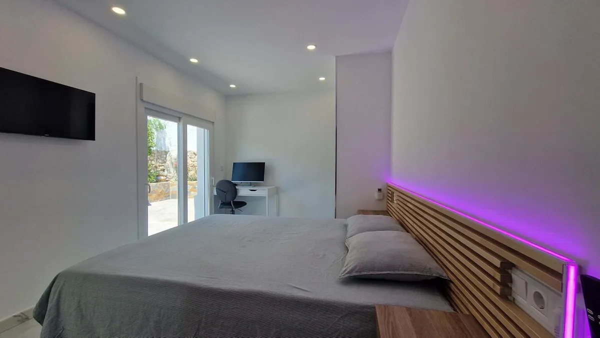 91b97fc6-fc46-42fa-8b2a-474ea1efea3d