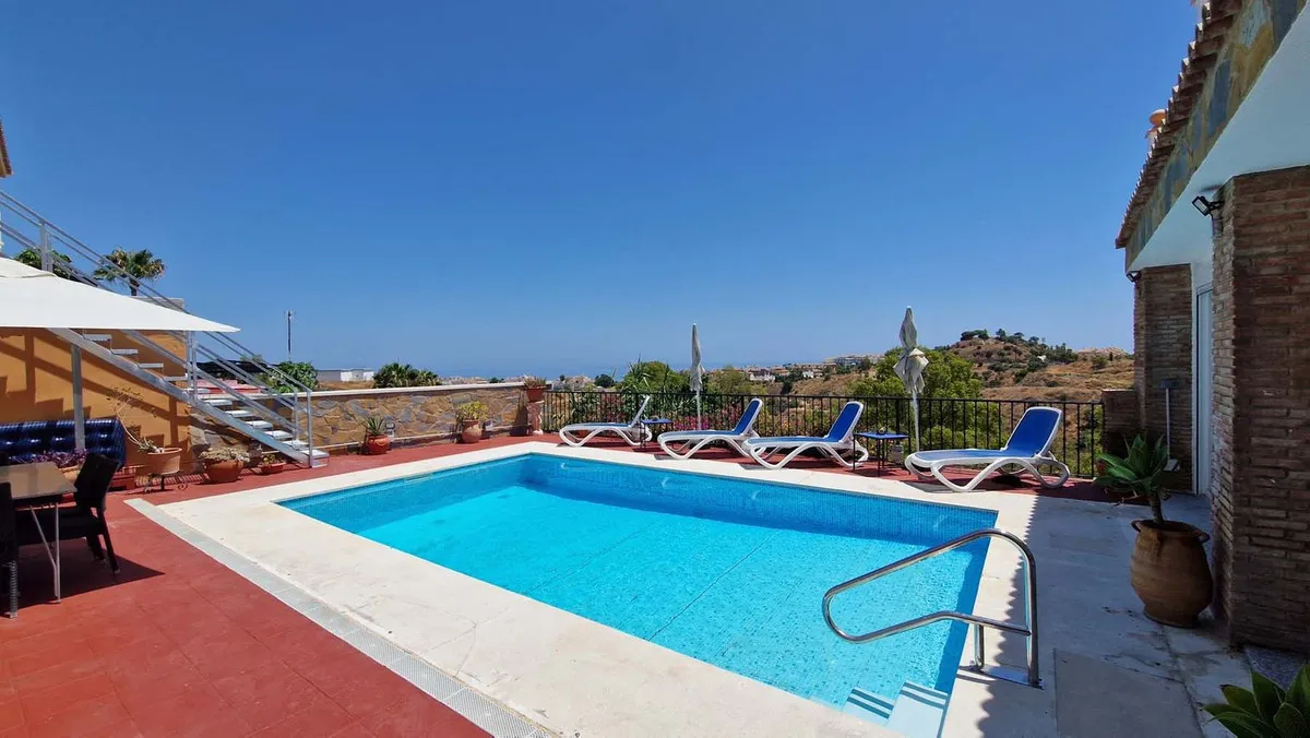 9ffb08f9-5c35-48f5-bb68-a0d08a56727a