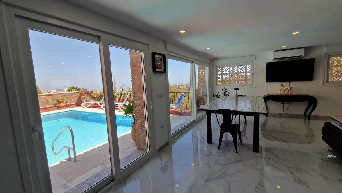 dad678e2-3fef-4c4f-86ca-3ae05202fd48