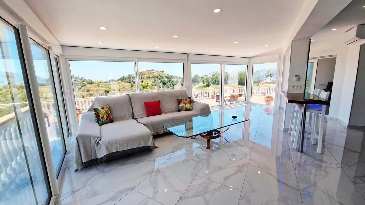 f8787292-81f8-4eea-ac13-3399d22d0570