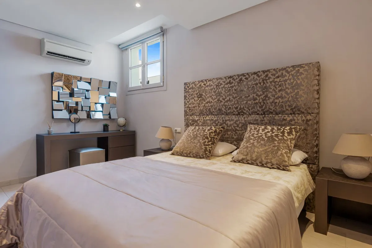 5f7bca31-adf5-4dd1-9696-327405837d95