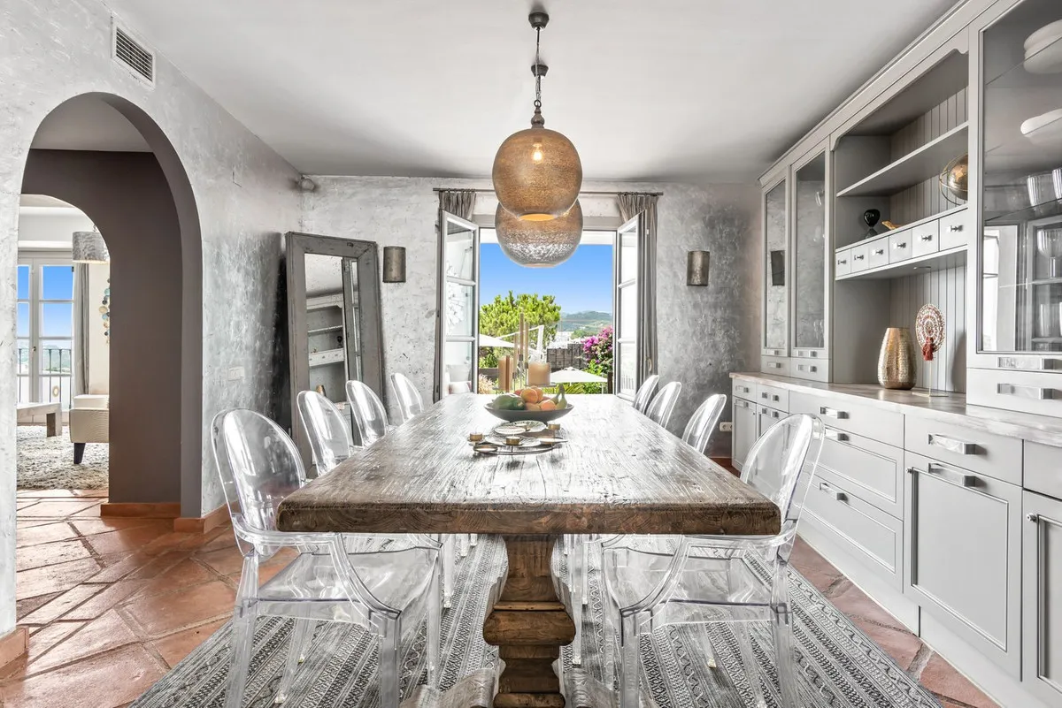 8dd92204-c9df-444c-9fda-e35e39fb4cee