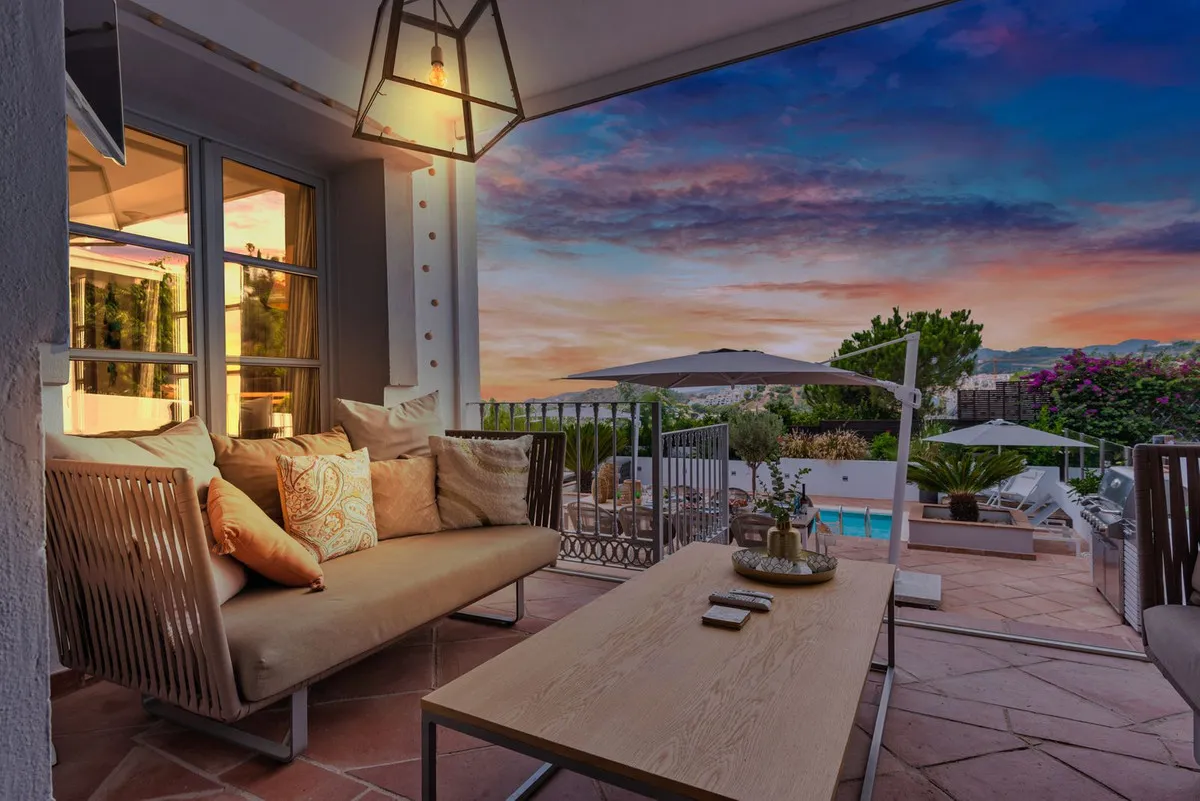 a0149098-210d-4cde-9115-7e4e22a0b6c9