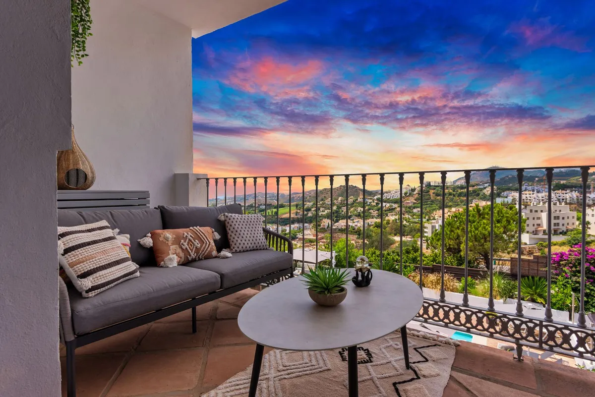 cad73f34-0232-40f7-b093-bed93c3b4880