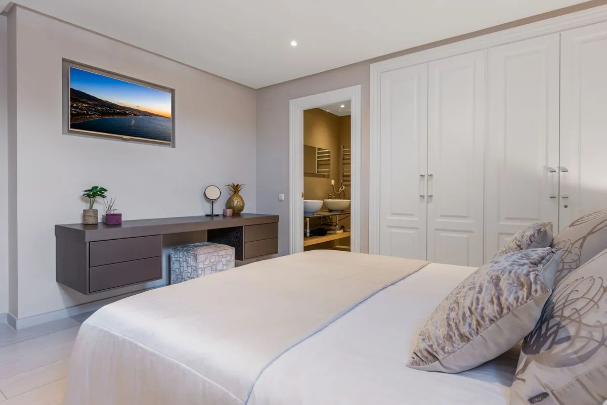 cdc0ee7f-5290-42ca-8060-b61f9b5667b1