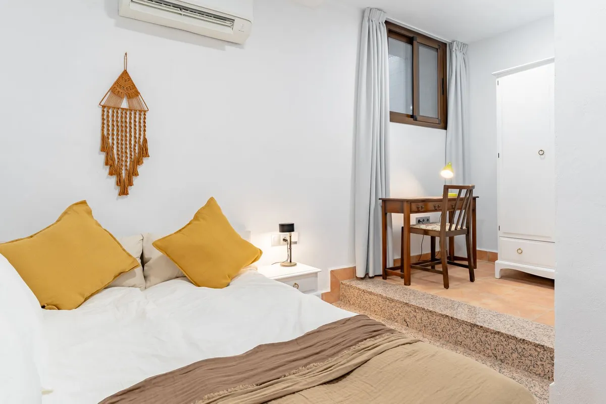 091924ef-c58e-4cb8-98b6-fdc0f9bd0461