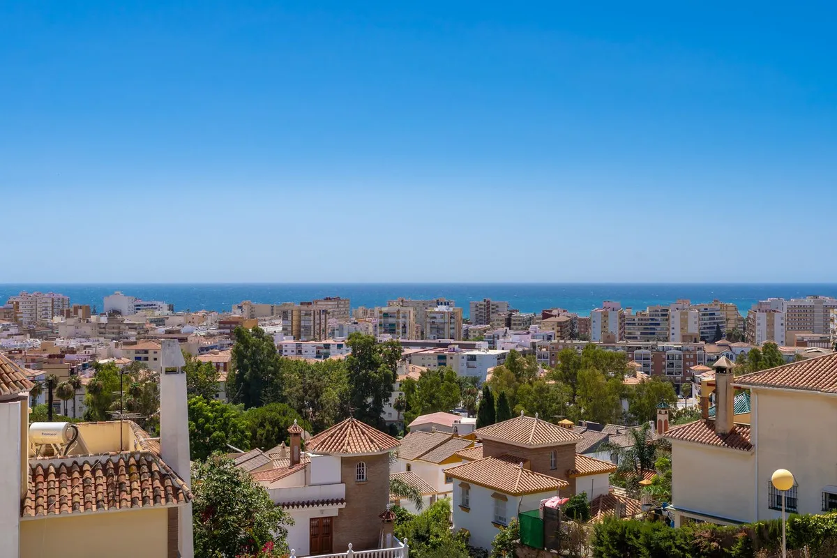 62b30c11-51a9-4920-a520-74d7bbc31c9a