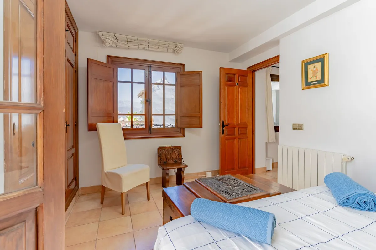 8f994c08-0a15-495b-9ff4-aa6c1e6491a7