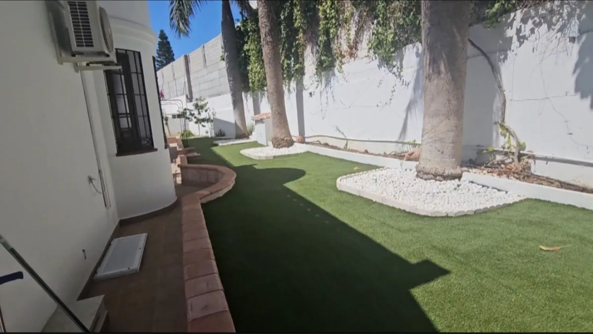 a0459915-5edb-4ba9-a1ac-767b44c1df4c